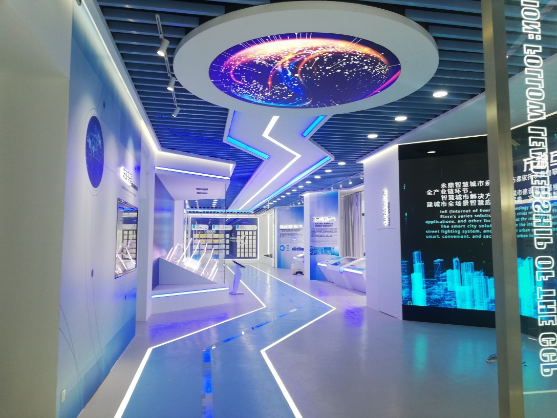 廣州展廳裝修設(shè)計(jì)永鼎集團(tuán)展示中心